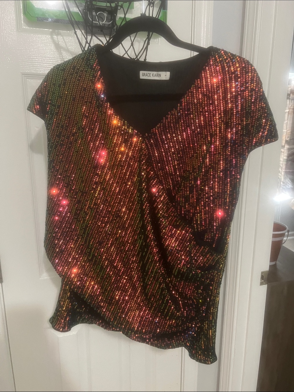 Grace Karin Iridescent Sequin V-Neck Short Sleeve Top